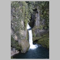 punchbowl_waterfall.jpg